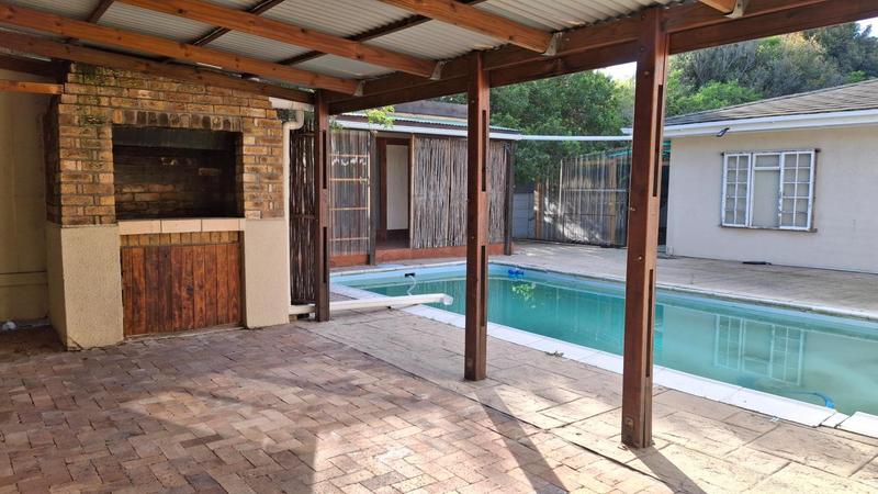 To Let 3 Bedroom Property for Rent in Table View Western Cape